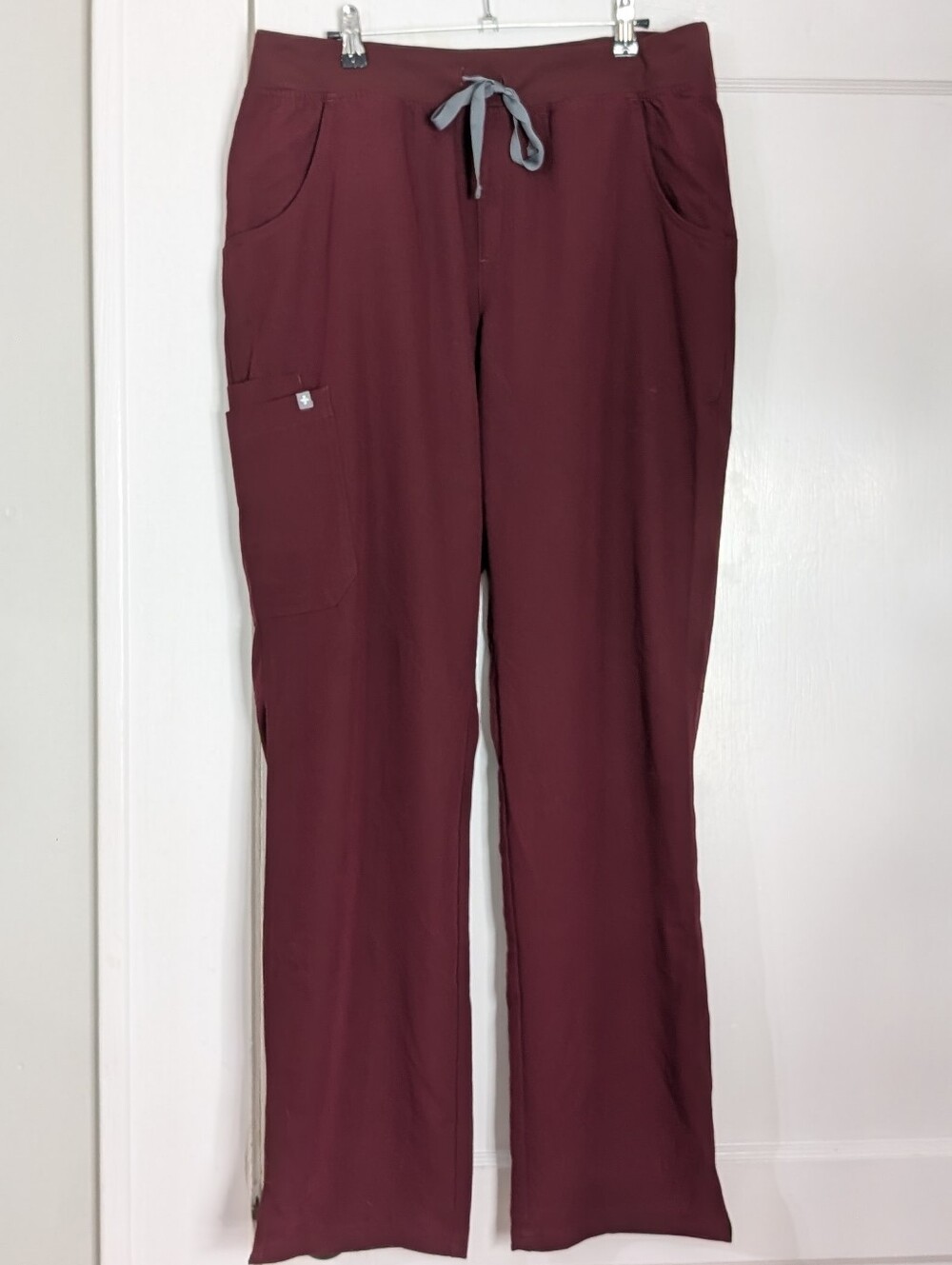 Figs Kade Cargo Straight Leg Scrub Pants Women's Large Tall LT Burgundy